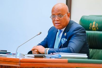 Gov. Eno disburses N50 million grants to 500 petty traders in Akwa Ibom 