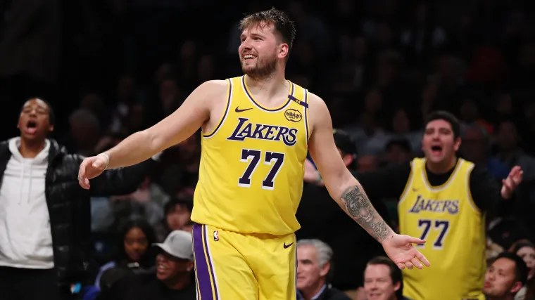 Lakers’ Luka Doncic sends Rockets’ star to the floor with killer crossover