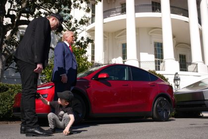 TechCrunch Mobility: Inside Waymo’s deal with SFO, Elon’s moment of truth, and BYD’s breakthrough