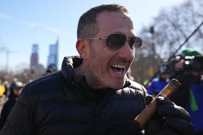 How the Eagles manipulate the salary cap