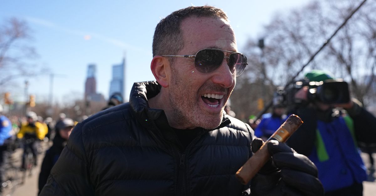 How the Eagles manipulate the salary cap