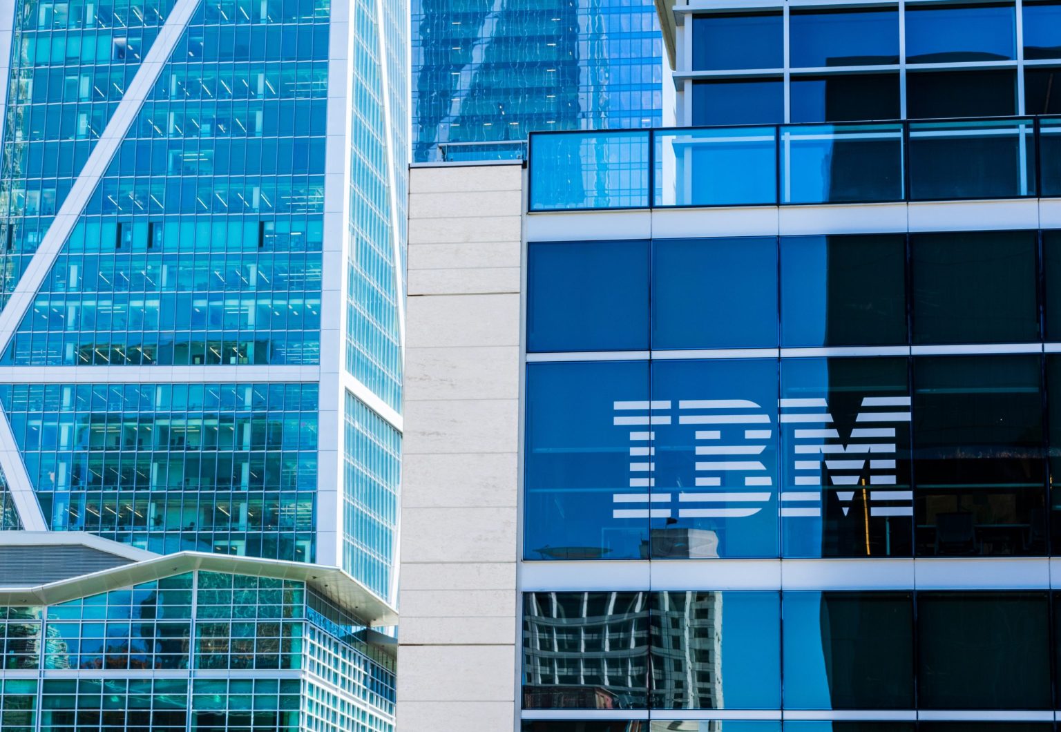 IBM plans to cut nearly 9,000 jobs in US
