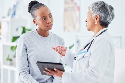 Score Predicts Advanced Colorectal Neoplasia in Young Adults