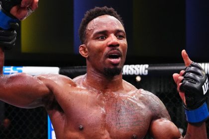 Lerone Murphy stays unbeaten in UFC after unanimous decision win over Josh Emmett