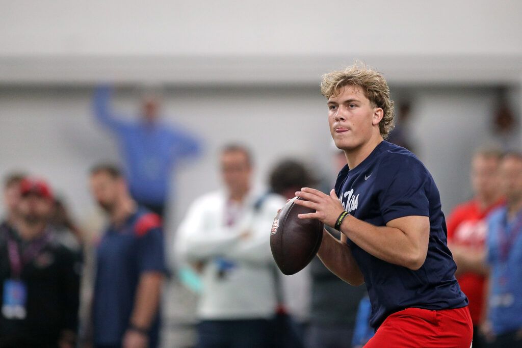 ‘Are We That QB Desperate?’ — Famed QB Coach Blasts 95-TD Quarterback’s ‘Wild’ 1st Round Projection