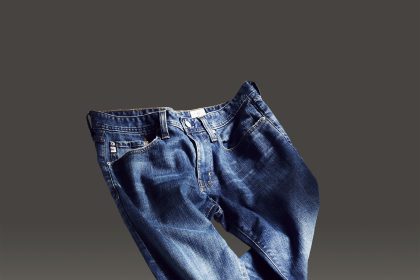 How to Wash Your Jeans in 4 Steps, According to Style Editors