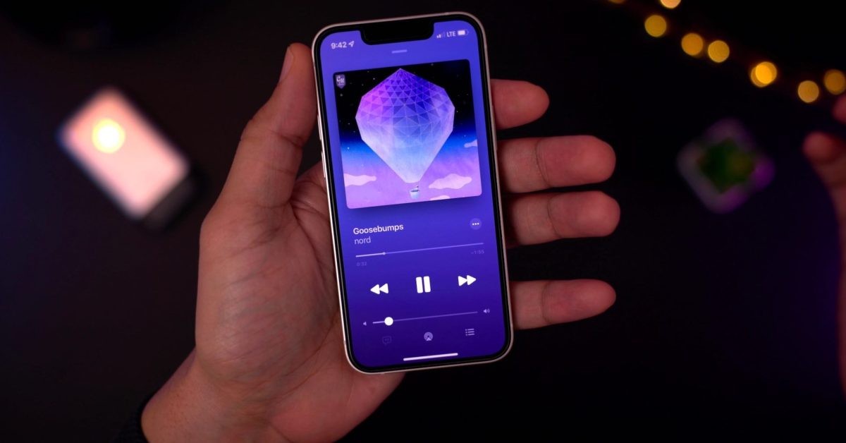 No, Apple isn’t going to release a new ‘iPhone mini’