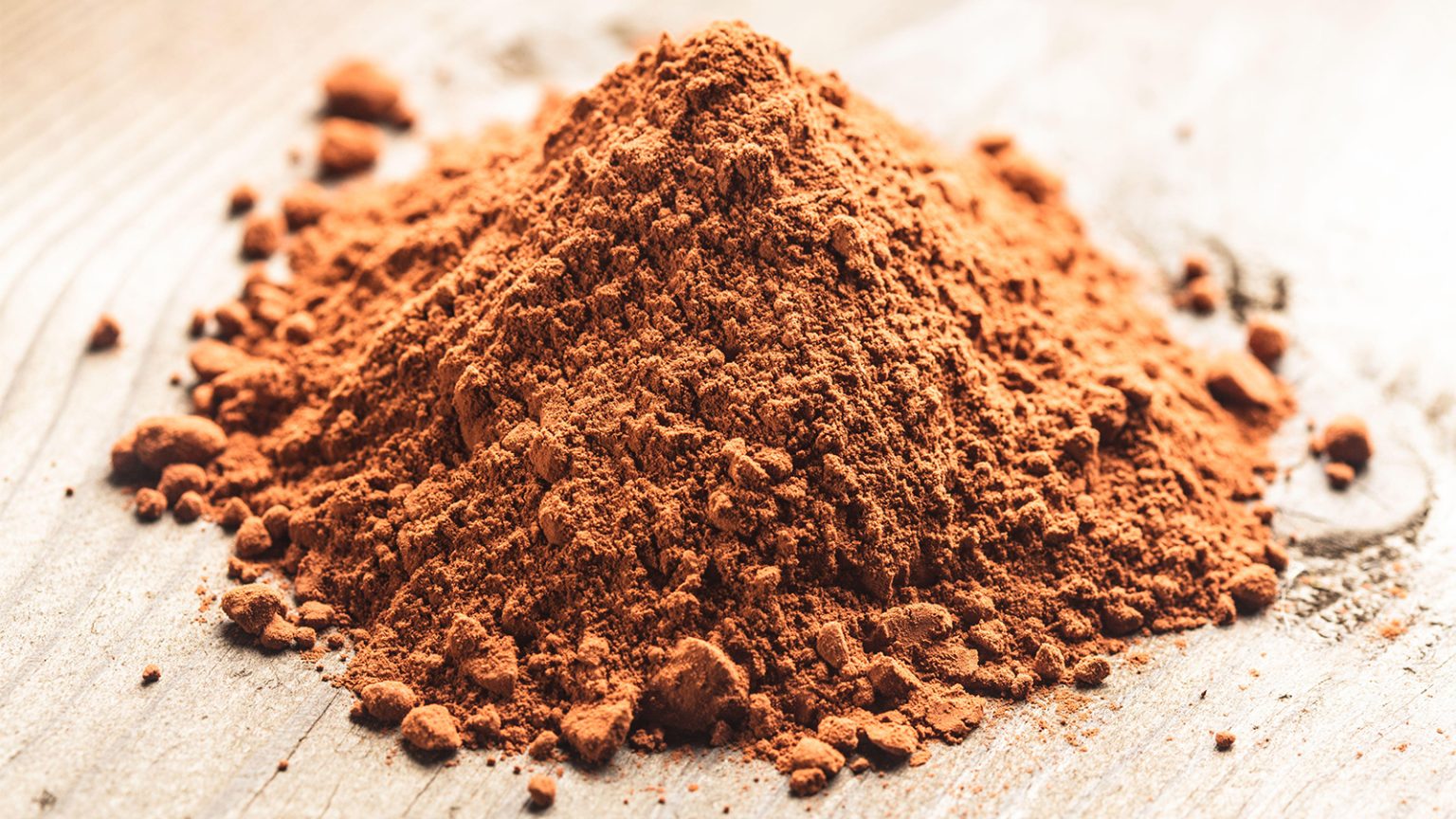 Cocoa Extract Shows No Effect on AMD Occurrence