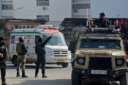 India downgrades ties with Pakistan after attack on Kashmir tourists