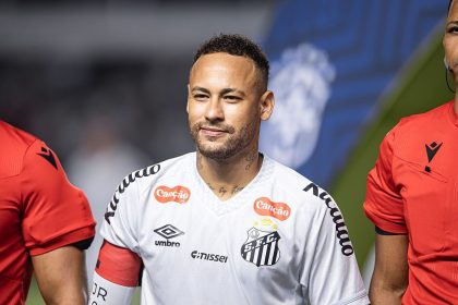 ‘There is no benefit to Neymar’s injury. We really need to analyse and calculate the project, the continuity, the gains and the benefits of Neymar staying’: Santos president speaks out on Brazilian superstar’s fitness troubles