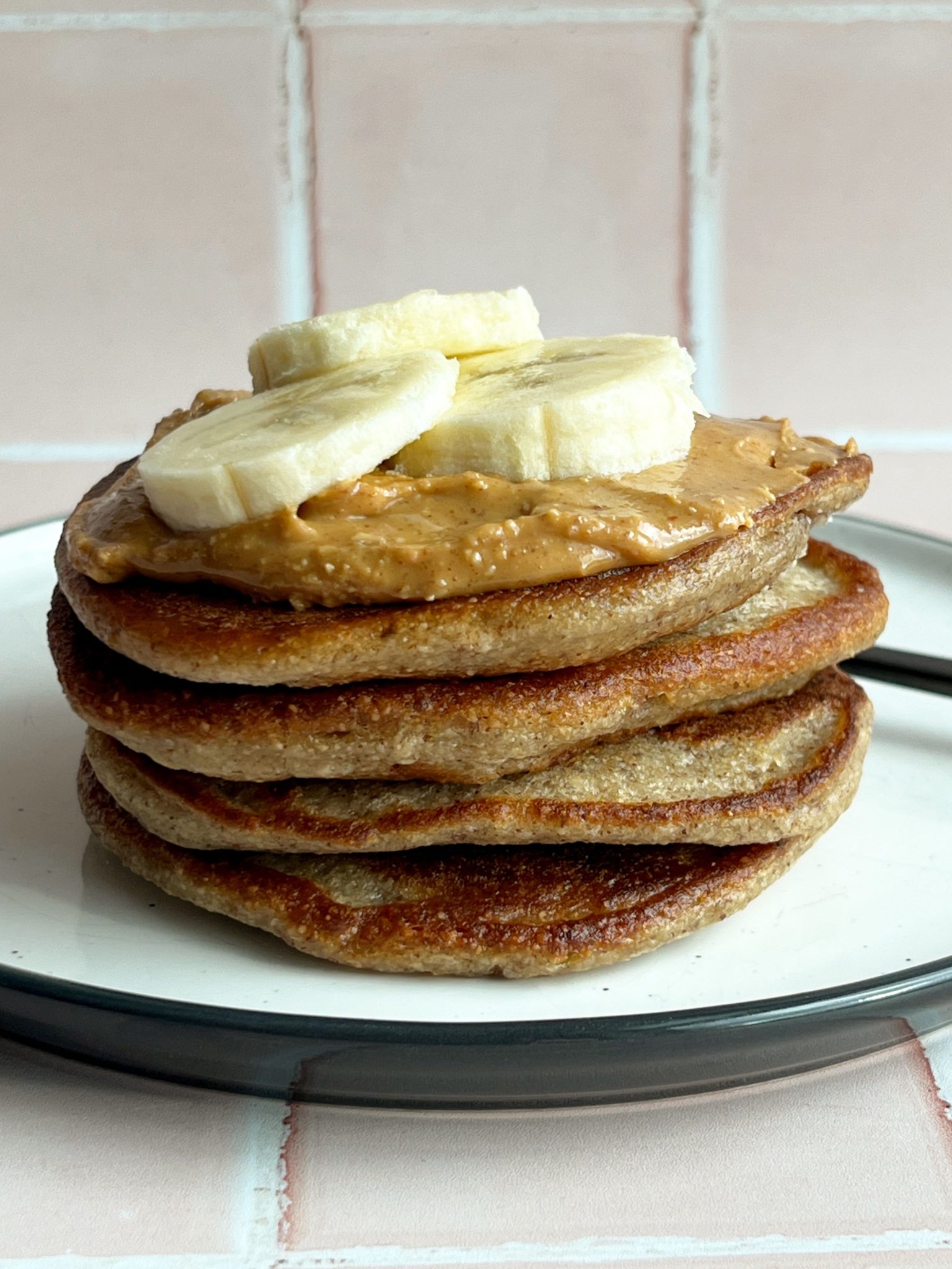 Banana Oat Pancakes