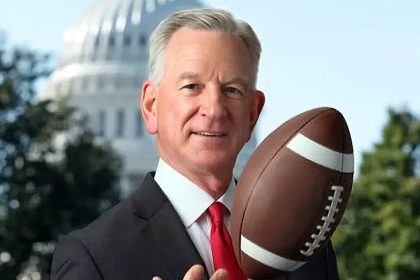 Trump ‘inherited an 0-12 football team’ from Biden, Sen Tuberville says