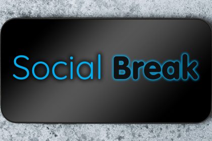 CDC Firings ‘Not a Joke’; Former FDA Head Sounds the Alarm; Resident’s Paycheck