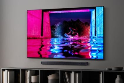 The huge 77-inch Samsung S90D OLED TV has a $1,700 price cut