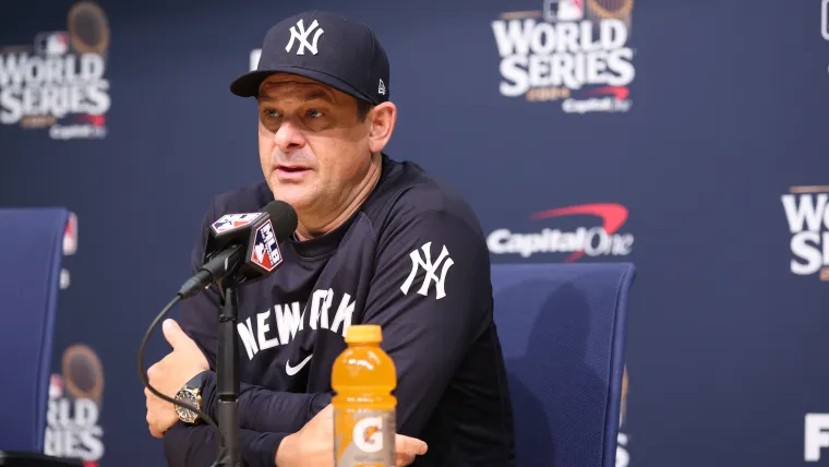 Yankees proposed trade lands $200 million superstar shortstop to solve third base issues
