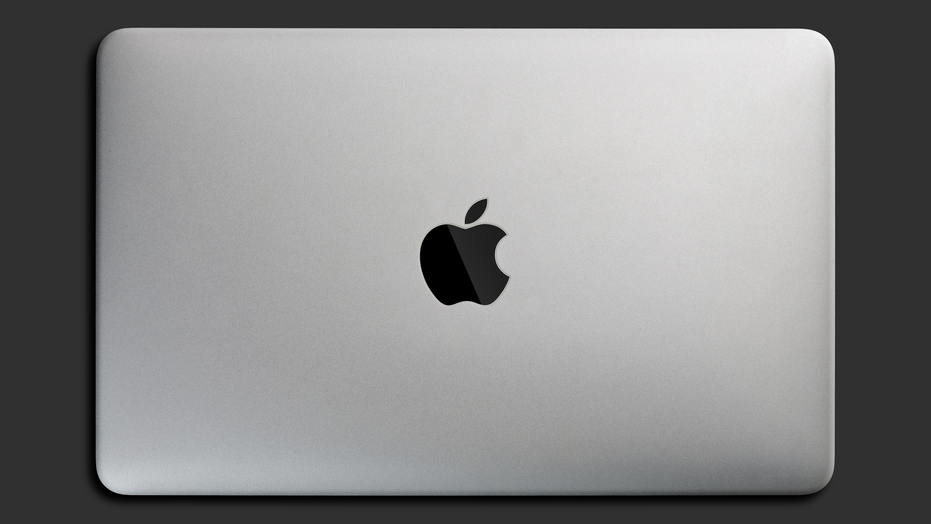 AirPods, MacBooks, Apple Watches up to 30% off on Amazon