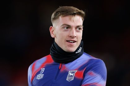 Everton in bid for Liam Delap, as David Moyes scuppers former side: report