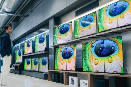 5 Of The Best 43-Inch TVs You Can Buy In 2025 (According To Reviews)