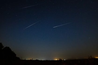 An expert’s advice on how to see the Lyrid meteor shower this weekend