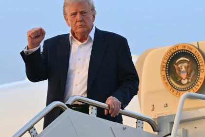 Trump hails Air Force One ‘gift’ after Qatari luxury jet reports