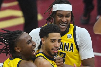Tyrese Haliburton makes last-second 3 to complete Pacers’ wild comeback, take surprising 2-0 lead over Cavs