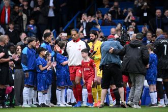 What is a guard of honour?