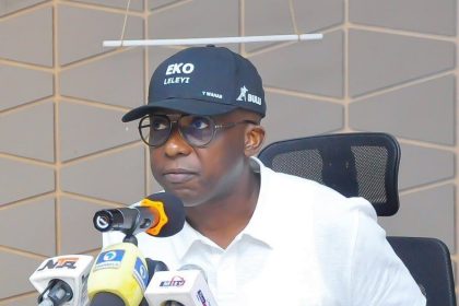 Lagos Govt demolishes buildings encroaching on Ikota River in Lekki estates after extended deadline 