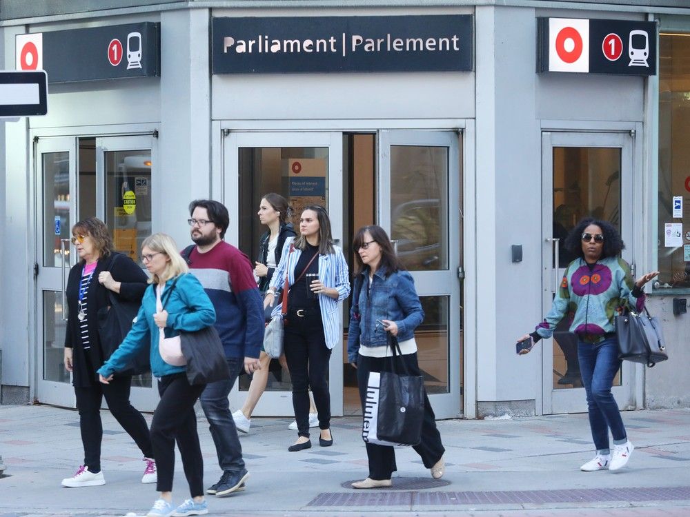 What does a late budget mean for public servants?