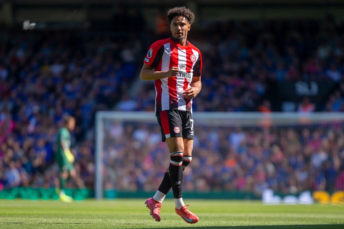 FPL tips for GW37: Three midfielders and forwards you should sign