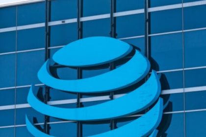 FCC urges courts to ignore 5th Circuit ruling that agency can’t issue fines