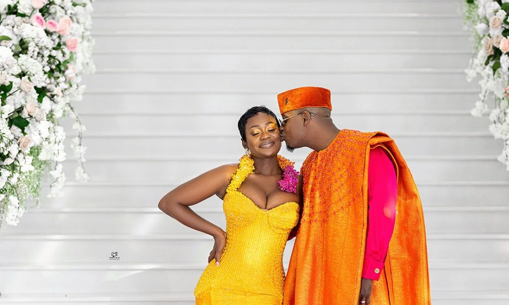  Teenah and Elvis’ Ghanaian Trad Was a Festival of Love and Colours