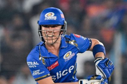 5 players who have been part of CSK and MI in IPL