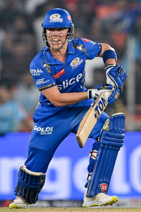 5 players who have been part of CSK and MI in IPL