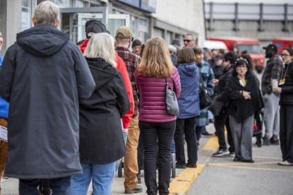 How long is the ‘longest ballot’ in the riding of Carleton?