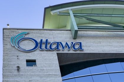 Leigh: City of Ottawa must boost its services in French