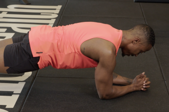 This 3-Move Warmup Will Help You Get Ready for Bodyweight Workouts