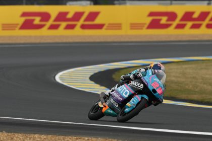 Quiles back with a bang for maiden pole ahead of Pini and Kelso