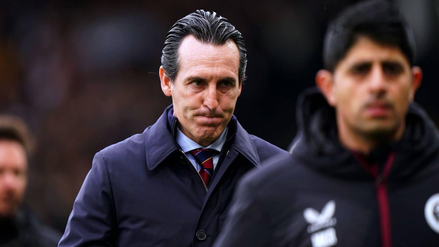 Aston Villa star receives offers from Man Utd and Barcelona after transfer hint
