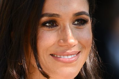 Meghan Markle’s go-to collagen moisturizer is 39% off on Amazon & we can confirm it’s worth it