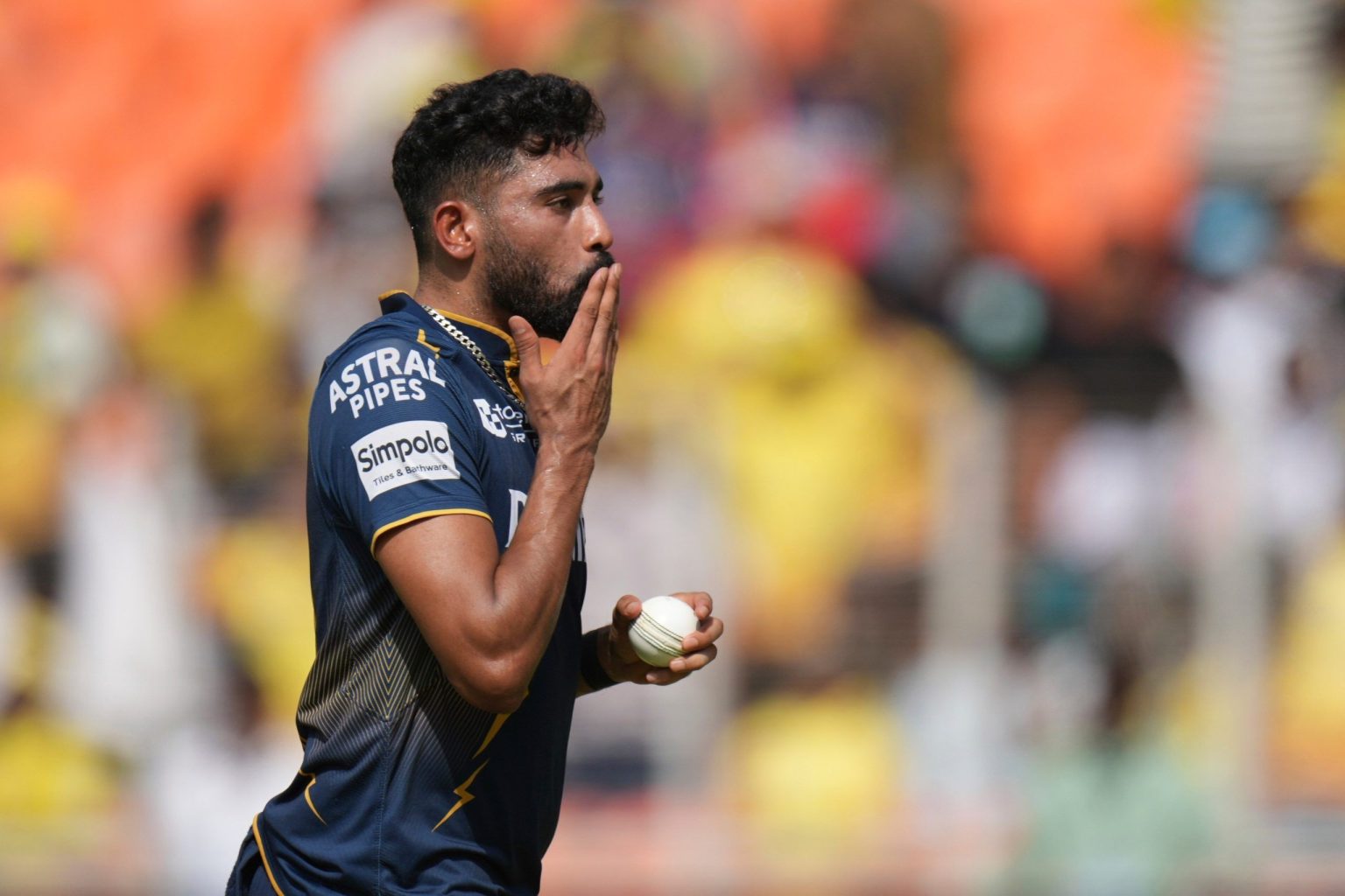 IPL 2025: Top 5 bowlers with most dot balls