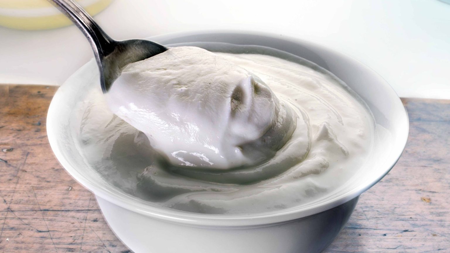 10 Health Benefits of Having Greek Yogurt With Your Dinner