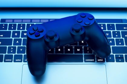 Don’t Throw Out Your Old Laptop, It Could Be Your New Favorite Game Console