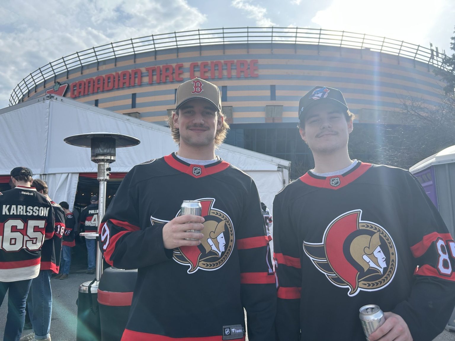 Playoff hockey makes long-awaited return to Ottawa