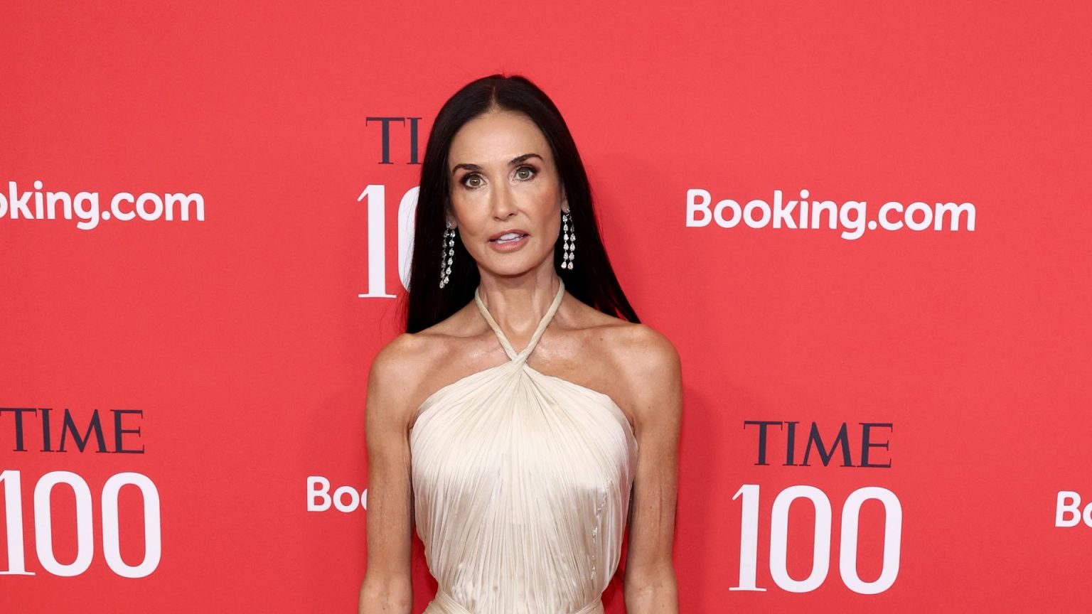Demi Moore showcases incredibly slender frame after revealing she ‘tortured’ her body