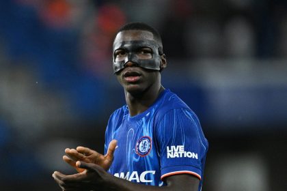 Why is Moises Caicedo wearing a mask for Chelsea against Nottingham Forest?