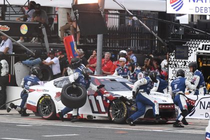 Fueling blunder denies Denny Hamlin a shot at Coke 600 win