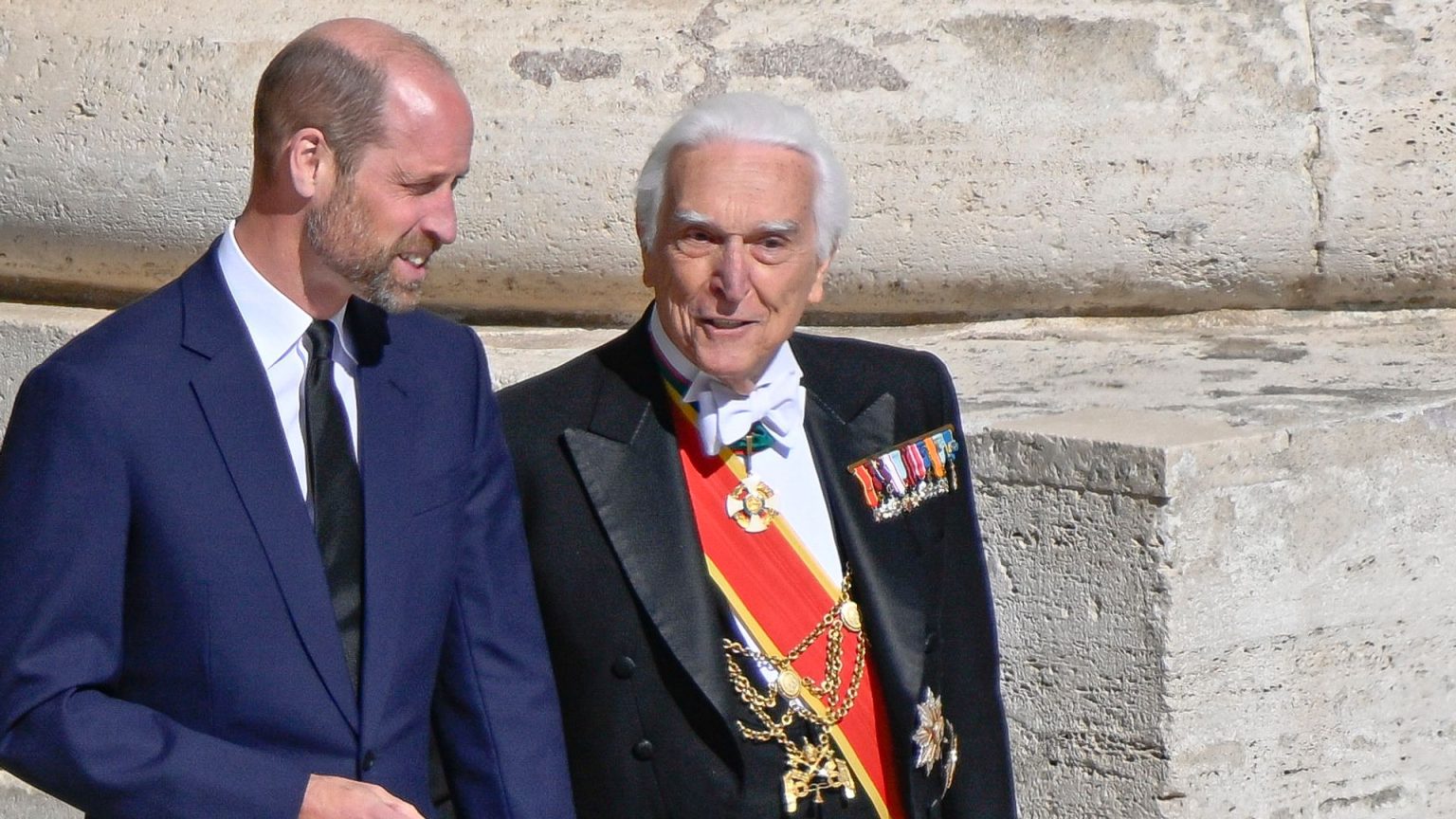 Prince William leaves royal fans unimpressed with move at Pope’s funeral