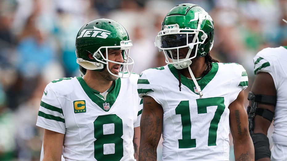 Rams receiver Davante Adams shades former teams with ‘dark cloud’ remark: ‘It’s a glaring difference’