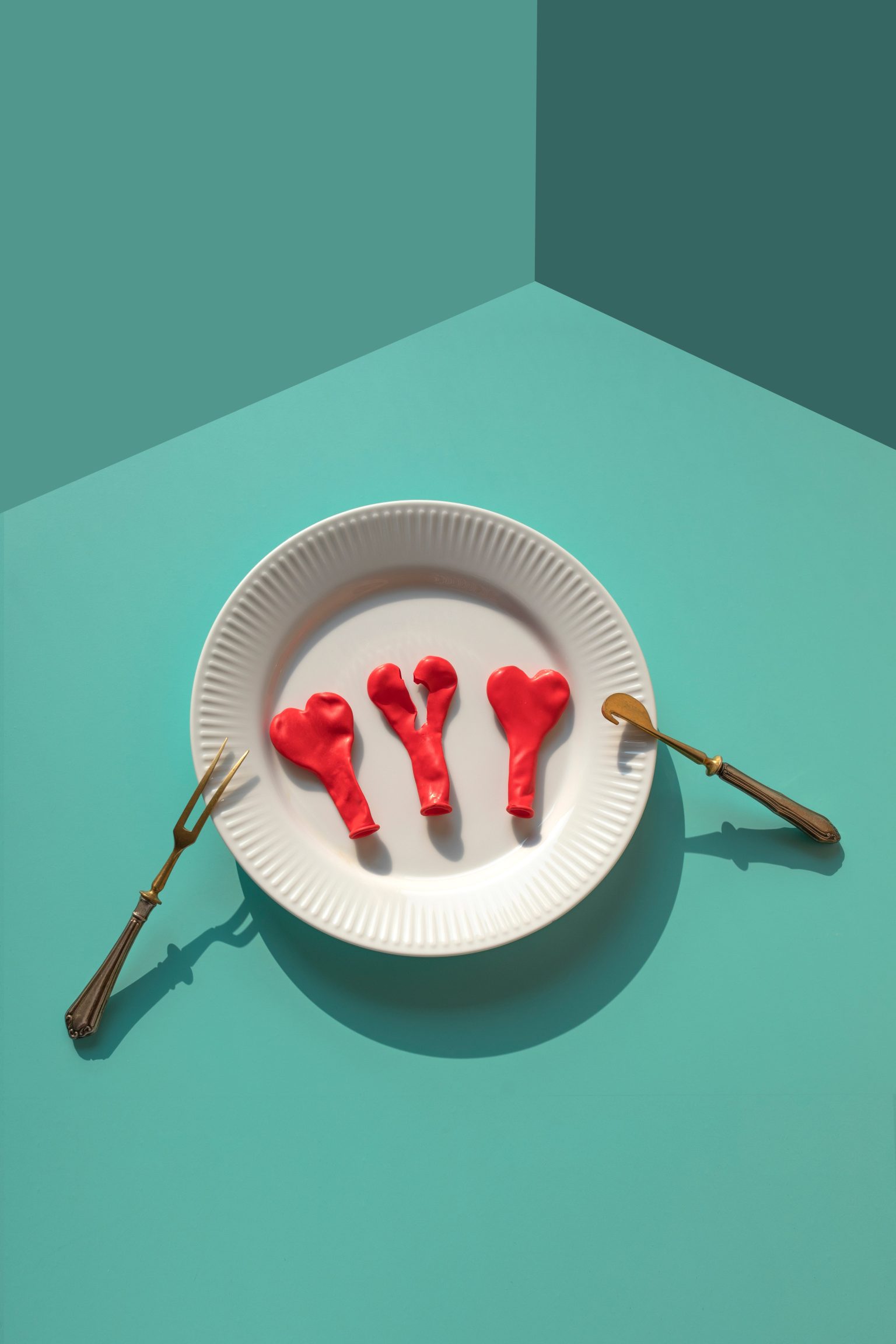 3 Women on the Reality of Dating With Ulcerative Colitis