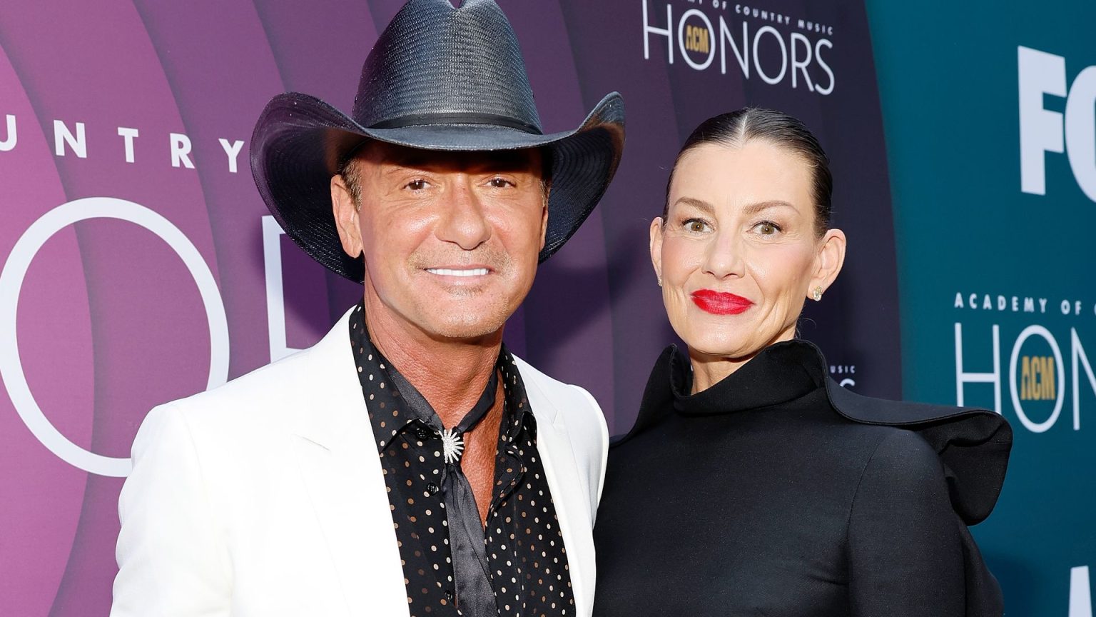 Tim McGraw’s three daughters tearfully join him during onstage appearance with nod to mom Faith Hill